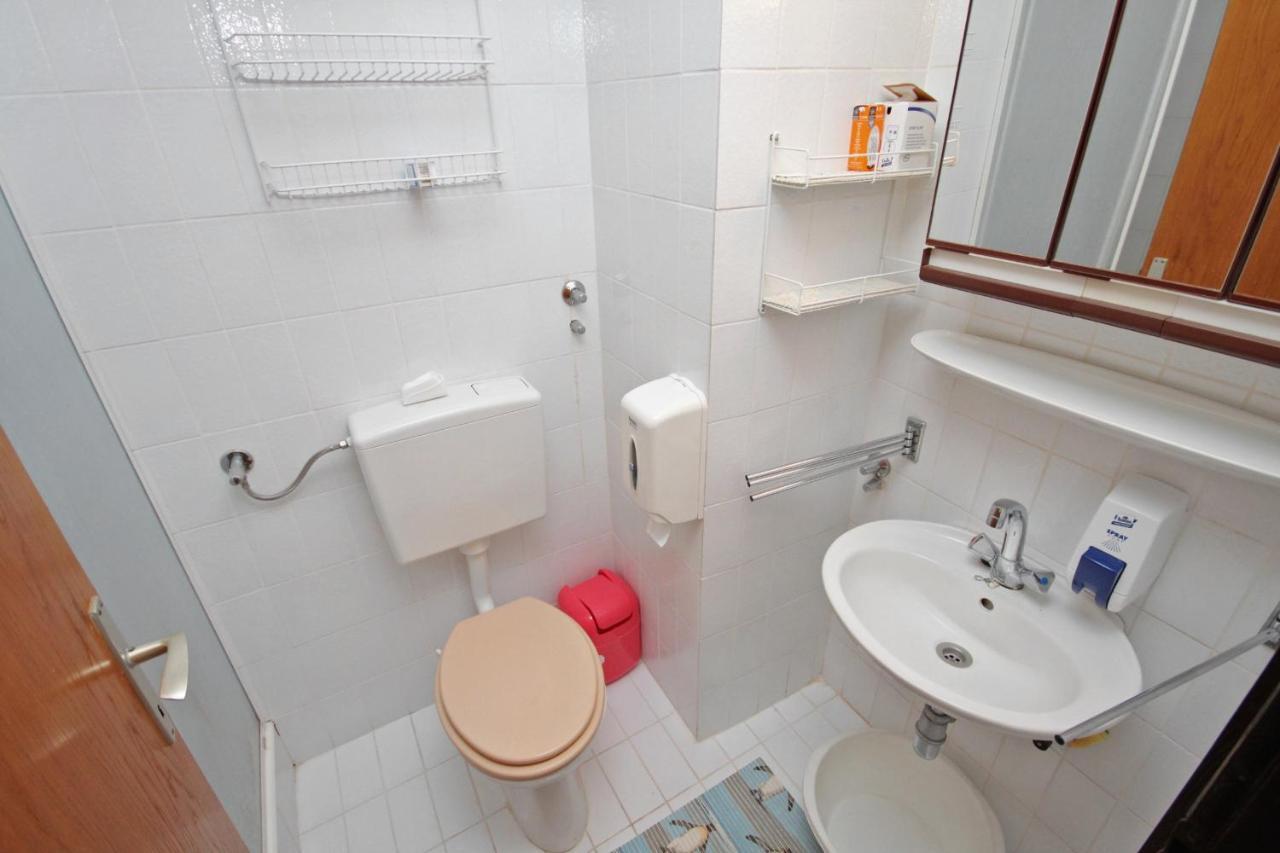 Apartments And Rooms With Parking Space Klenovica, Novi Vinodolski - 5590 Exterior foto